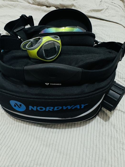 Продам лыжи беговые комплект