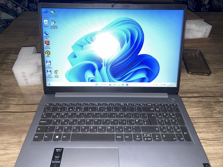 noutbuk lenovo 256SSD