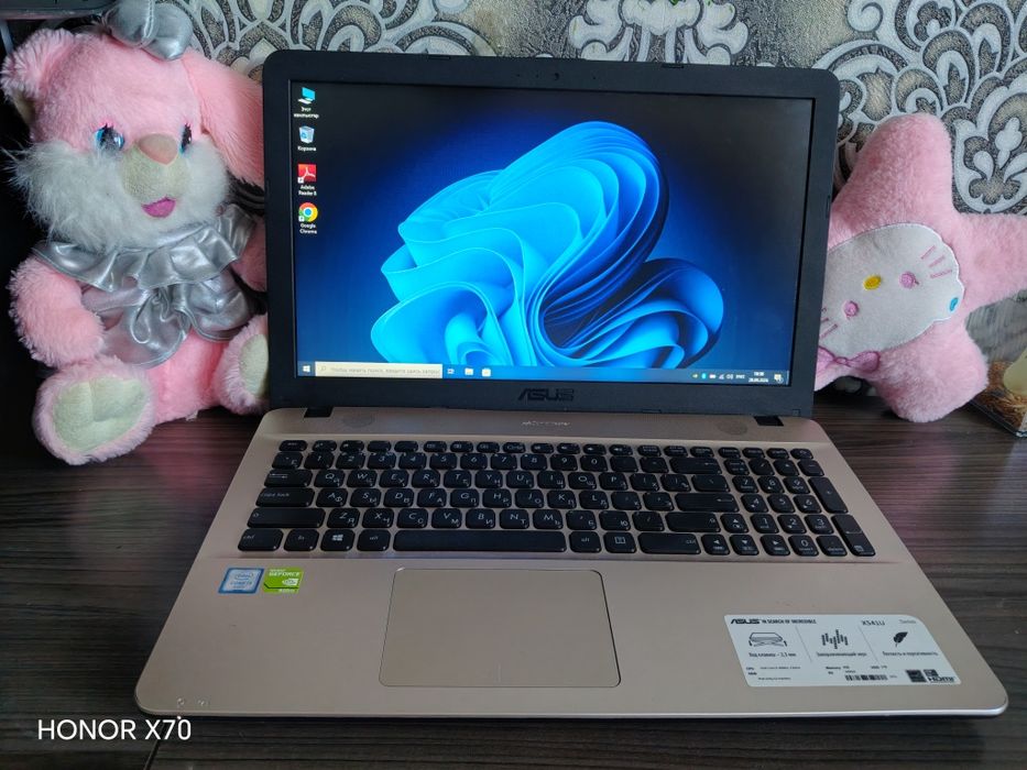 Ноутбук Asus в отличном состоянии