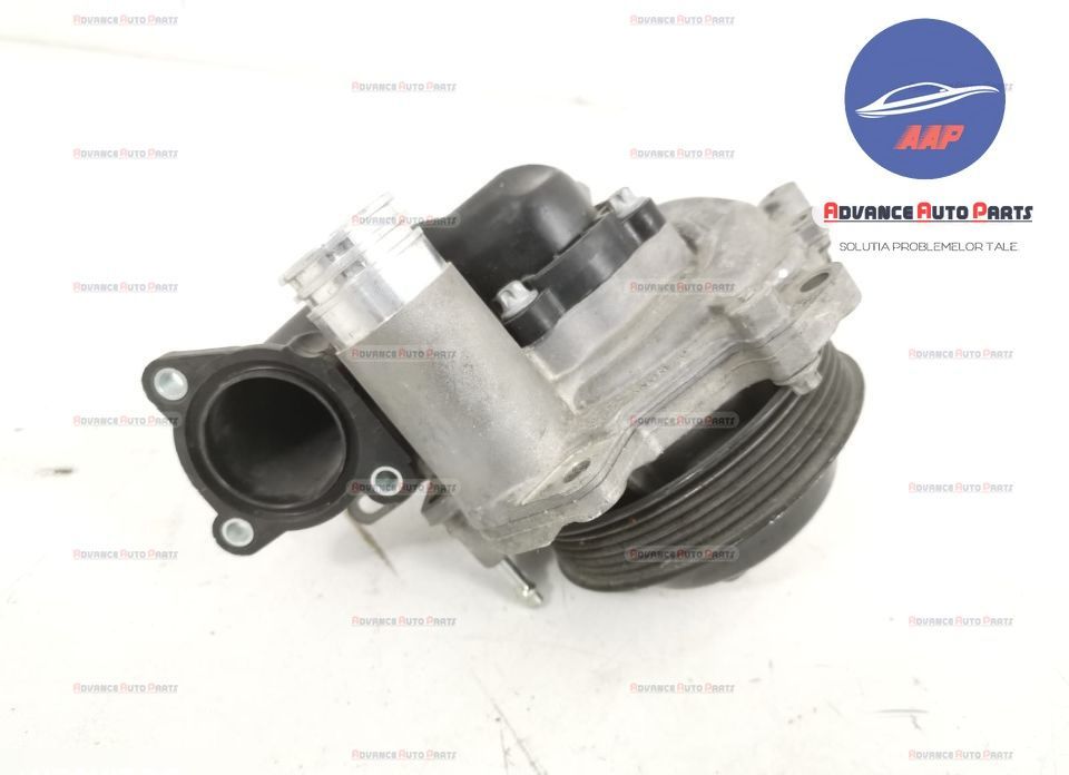 Помпа за вода 3.8 L оригинална в добро състояние Порше 911 992 / Porsc