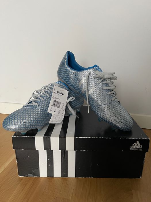 Vând ghete fotbal Adidas noi
