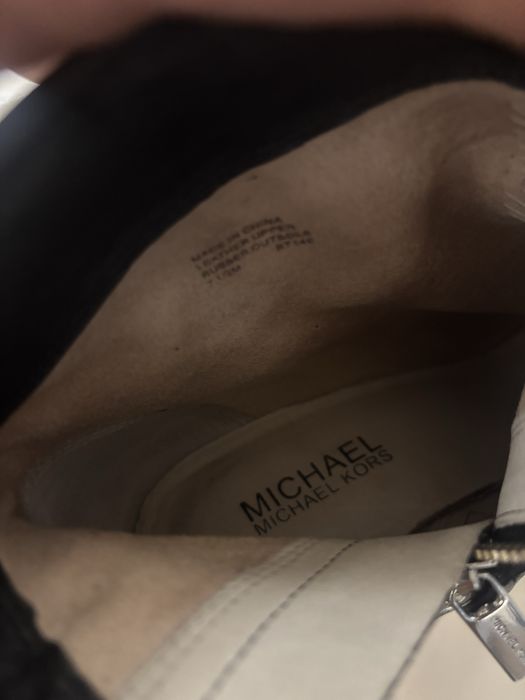 Боти MIchael Kors