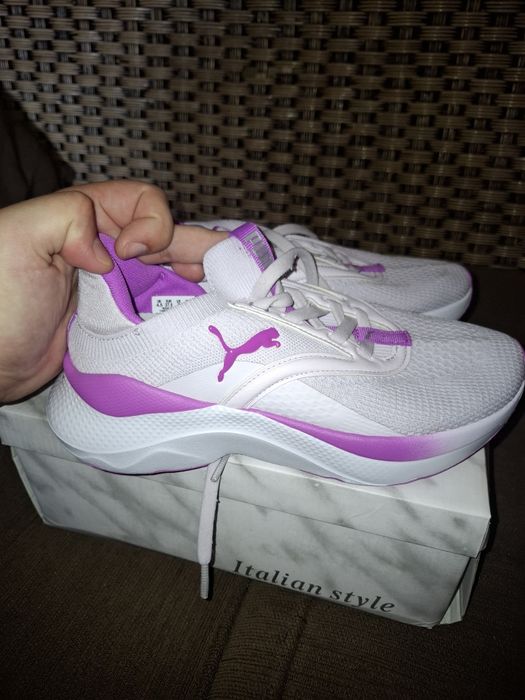 Vand Papuci PUMA Softride Mayve Fuchsia / Violeti de femei noi, fara etichete marimea 37,5