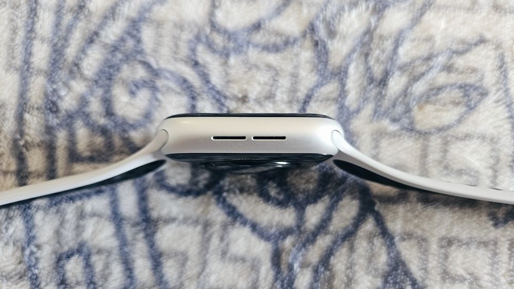 Продам Apple Watch Nike SE 44mm