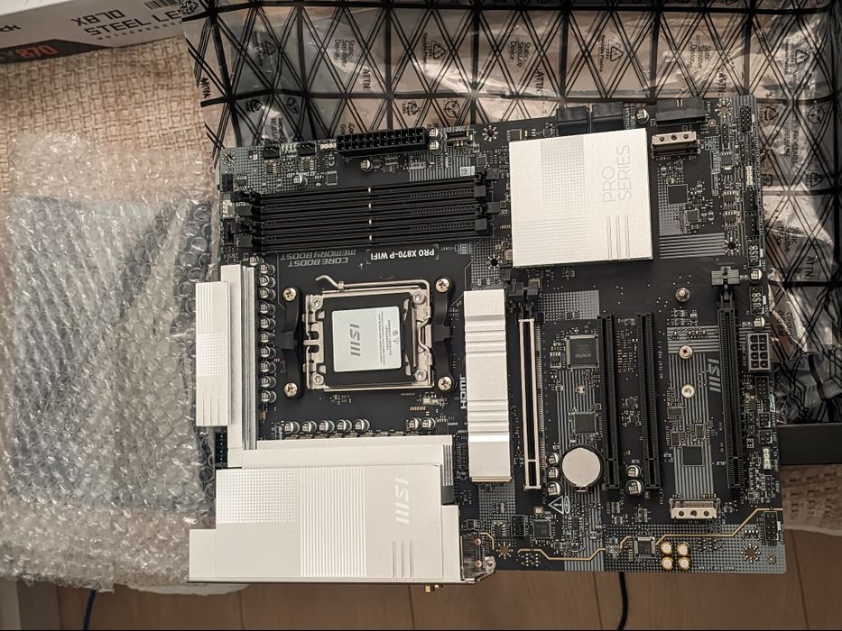 MSI PRO X870 -p Wifi