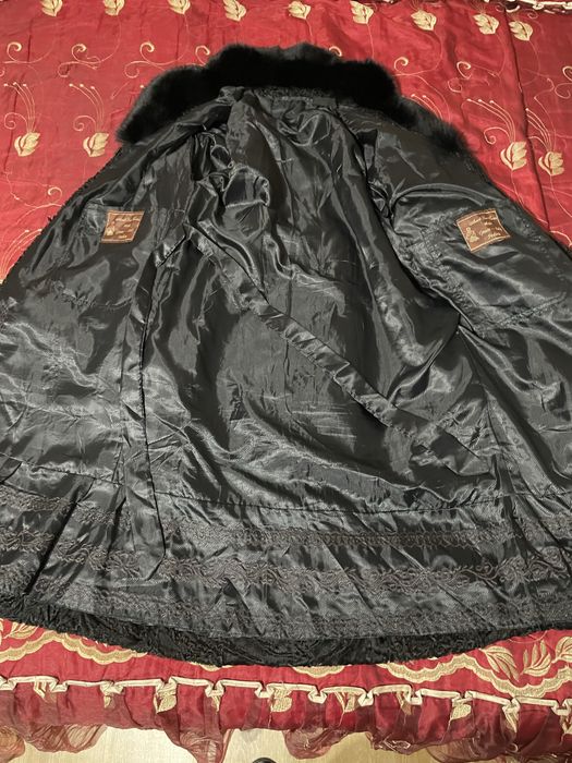 Шуба из натурального каракуля