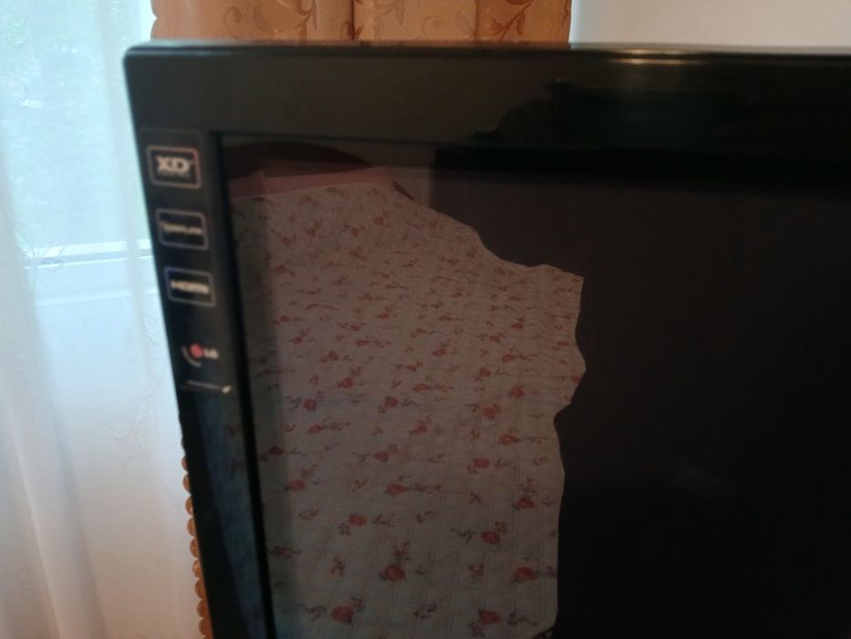 Televizor LG  LSD , dig.81 . 330 LEI Neg . IAȘI