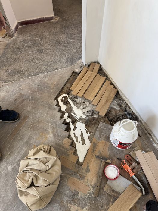 Raschetare parchet reconditionare parchet renovare  reparatii montaj laminat Parchetar Buzau Prahova Focsani  scari dusumea Bucuresti Ilfov