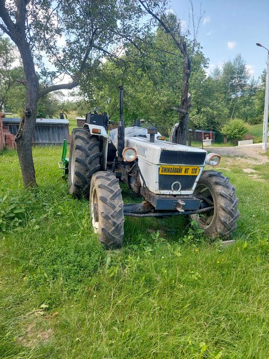 Vând tractor Lamborghini 80 cp.