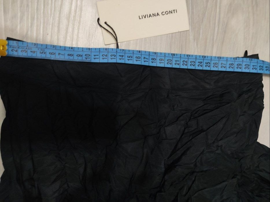 Новая юбка ( Италия ) размер S