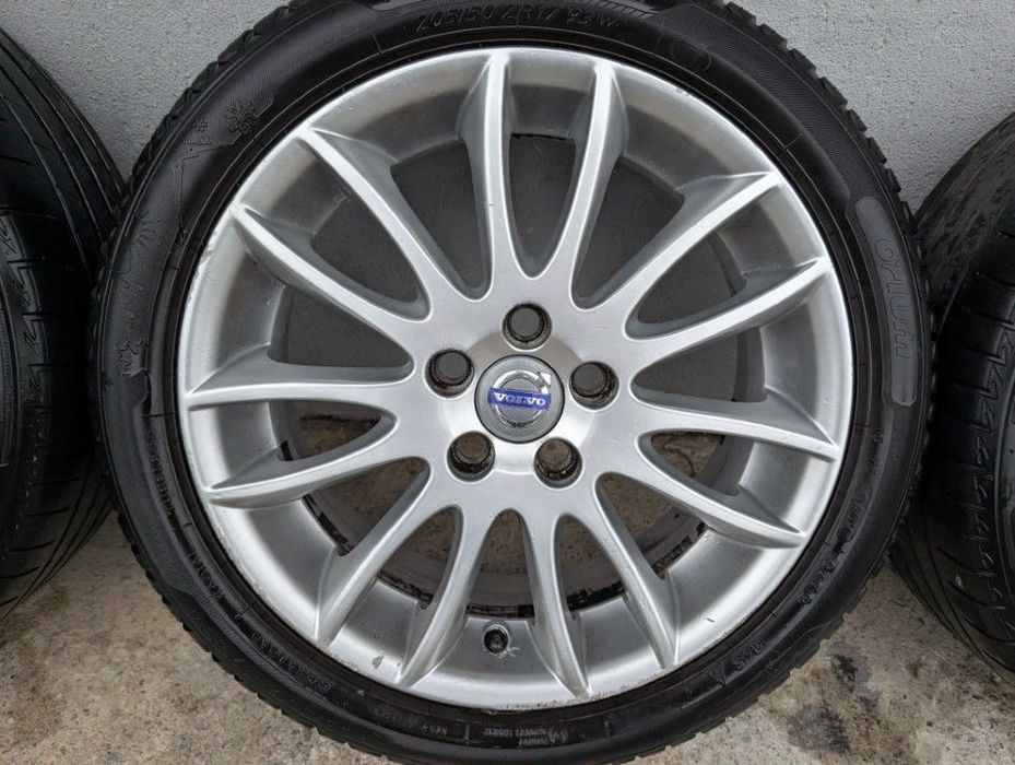 Jante SPARTACUS 17" Volvo V40 S40 V50 C30 C70 S60 V60 S80 V70 XC70 - 30671414 / 31317688