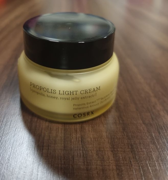 Различна козметика - декоративна и корейска