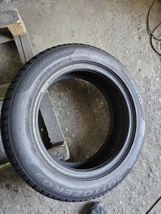 2 anvelope iarna 205 60 17 Pirelli 6.2mm