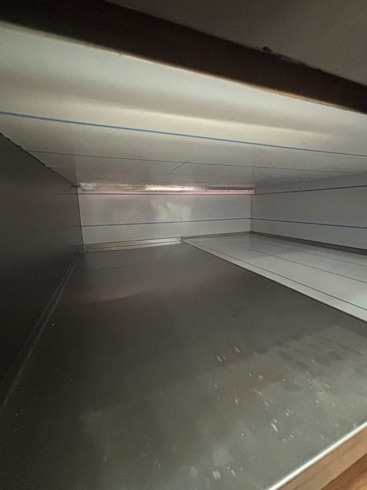 Хладилна витрина за месо и колбаси