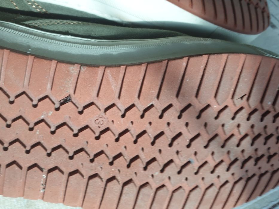 Мъжки сникерси 43 номер,като нови