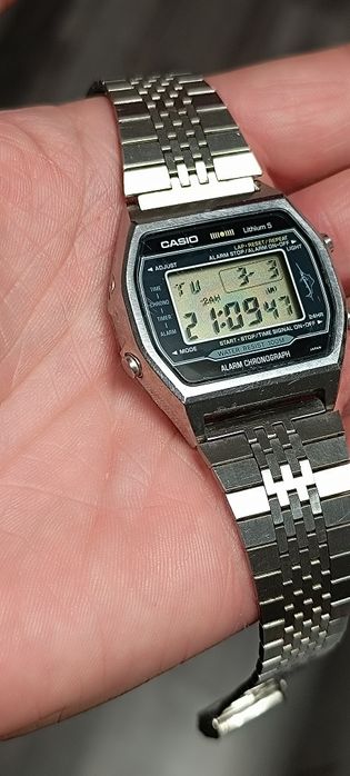 Casio  и Citizen часовници