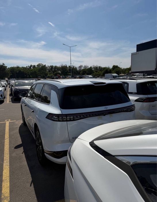 Dongfeng 008 Ep 650 Km