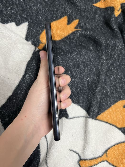 Продам редми 7 глобал 32гб