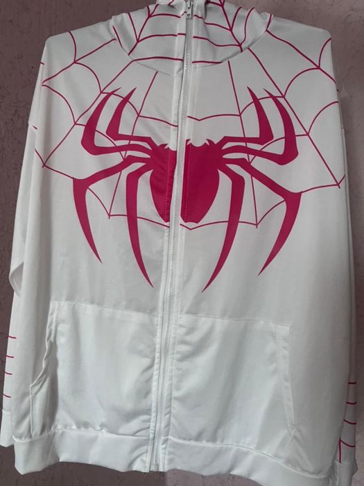 Продам  кофты 3000