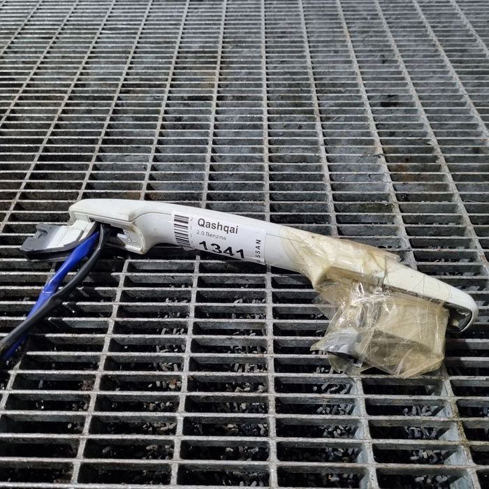 Maner Exterior Usa Stanga Fata Nissan Qashqai 2008 - 2010 SUV 4 Usi SUPER WHITE (1341)