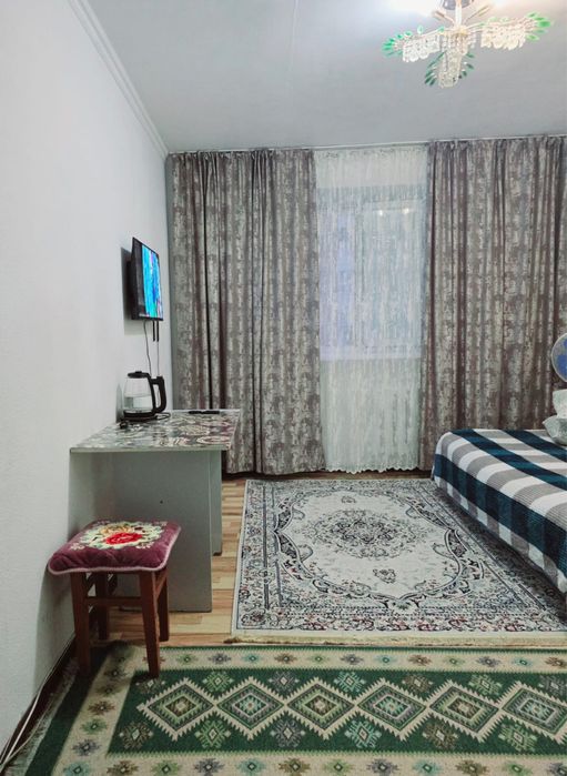 Сдам 1ком.кв.Район 7-поликлиники. По часам ,посуточно.