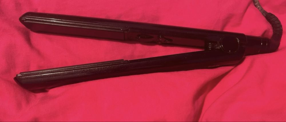 Placa de indreptat parul