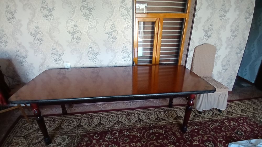 Stol stular sotilinadi srochniy