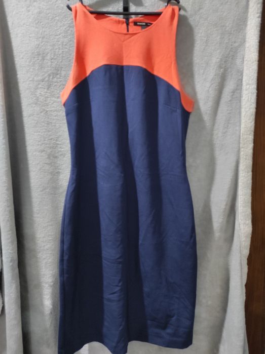 Женские платья..