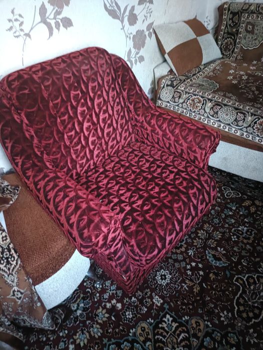 Продаеться кресло