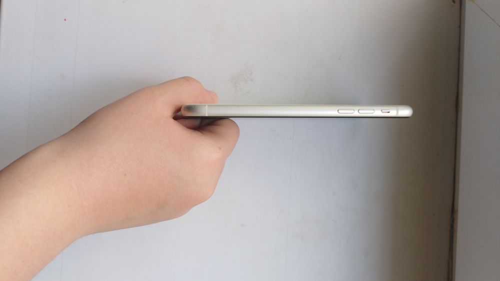 Продам Iphone 11 описание