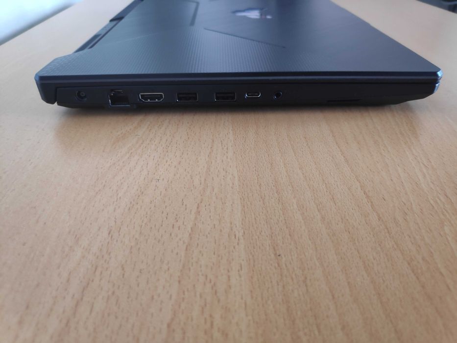 Лаптоп ASUS TUF A15 FA506NF - AMD Ryzen 5 + GeForce RTX 2050 4GB