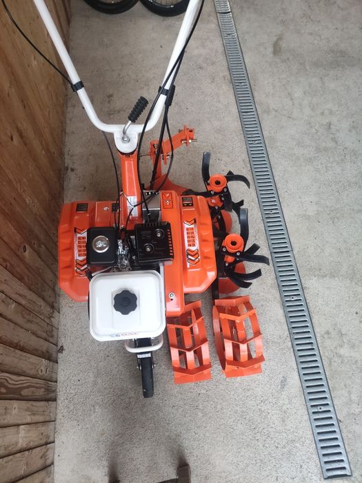 Vând motocultor Ruris Dac 7000ACC nou!