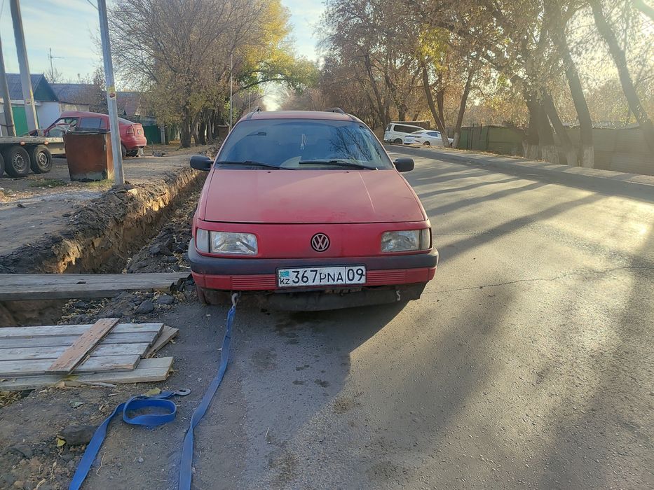 По запчастям продаётся пассат Б3 универсал