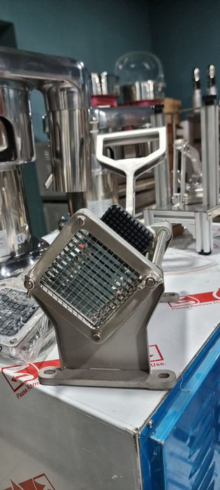 Fere tuğradigan Sabzi tugradigan piramishni 4 ta nasatkali