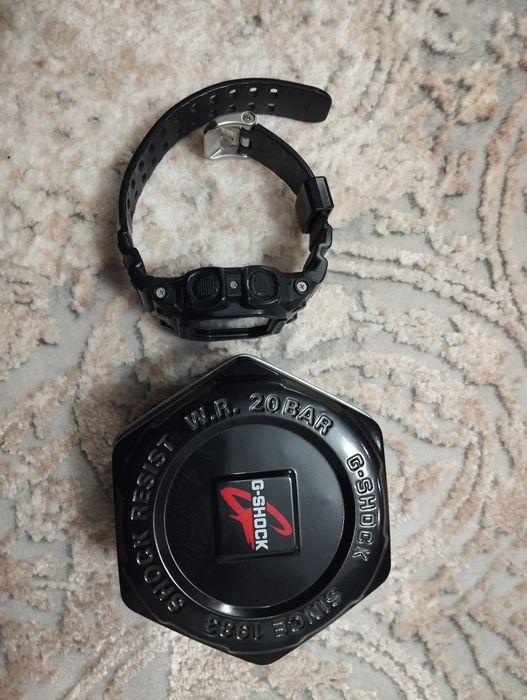 Срочно продаётся часы G-Shock KING в отличном состоянии