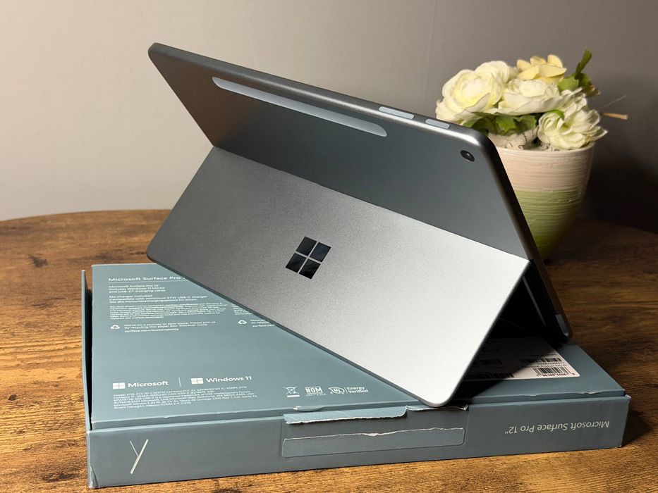 Surface Pro 12 OLED (2в1)