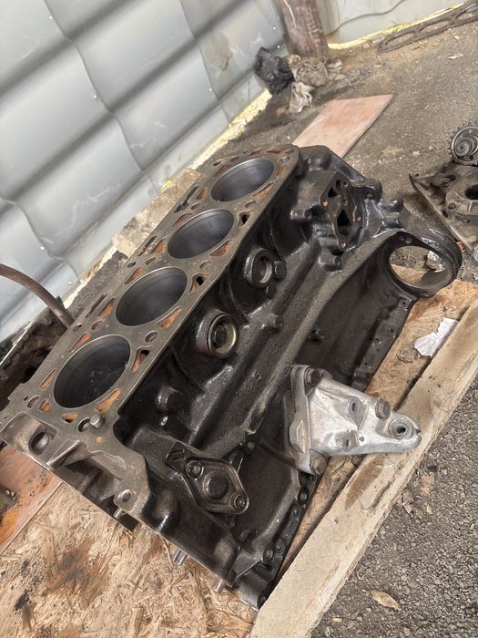 Мерседес бенз блок 102 матор