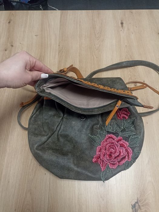 Дамска чанта от естествена кожа