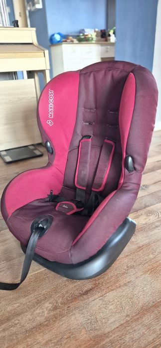Maxi Cosi Столче за кола 9-18 кг.