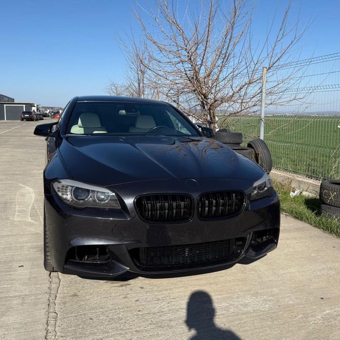 Bara fata M-Tech look compatibila cu BMW Seria 5 F10/F11 Non-Facelift(2010-2014)