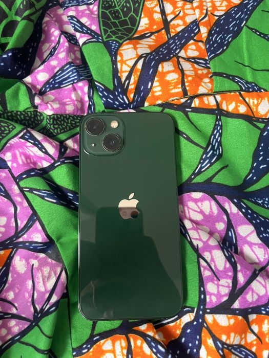 Vand schimb iphone 13 verde