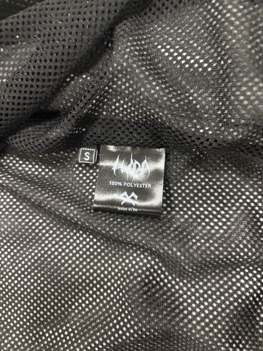 Ветровка на Луда