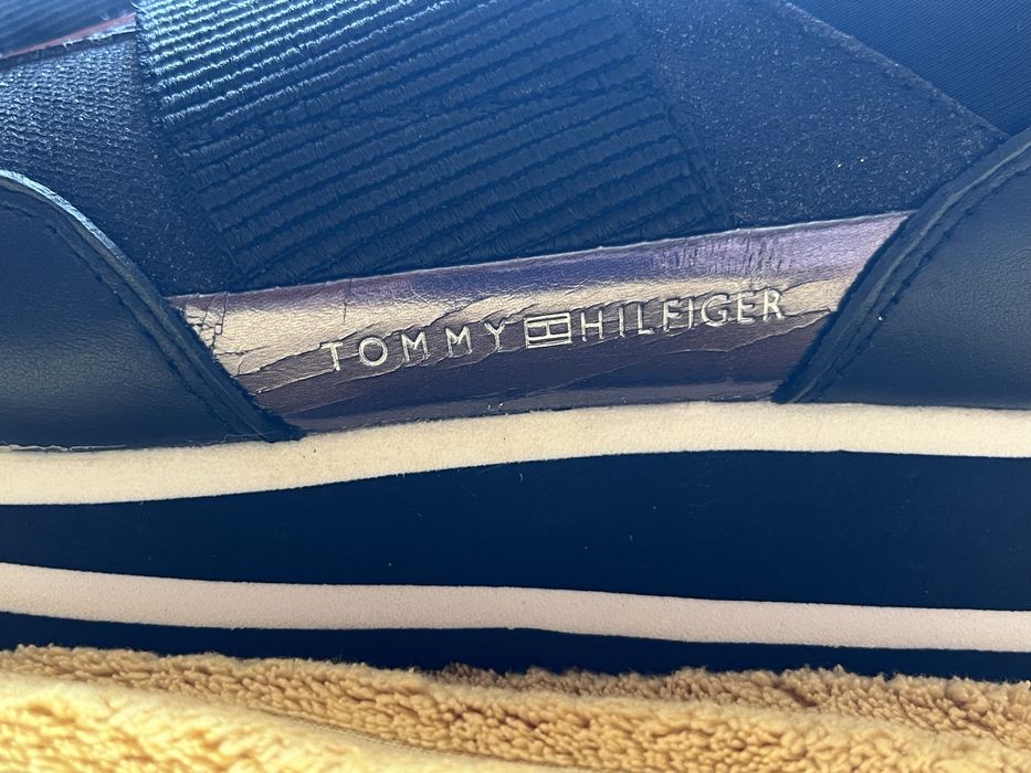 Tommy Hilfiger маратонки