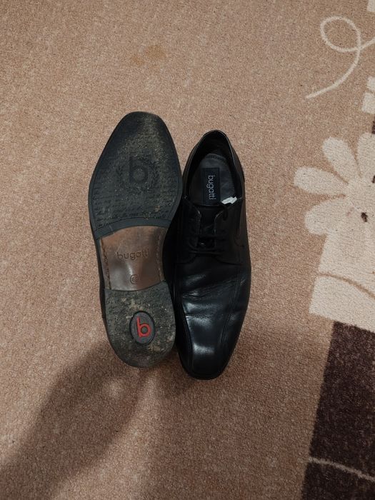 Обувки Bugatti 43