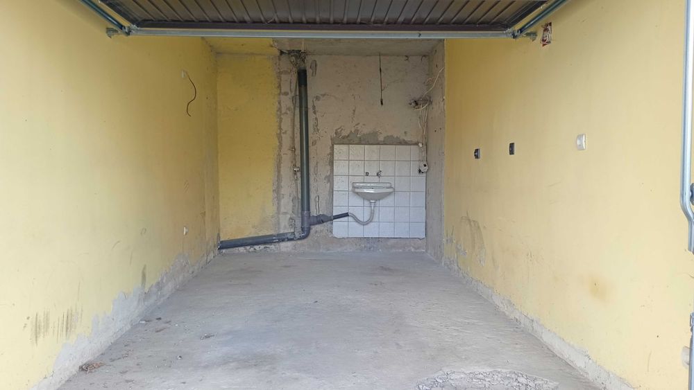 Продава се Едностаен апартамент в София, Илинден - 18 кв.м за 2040 €/кв.м - Снимка #3