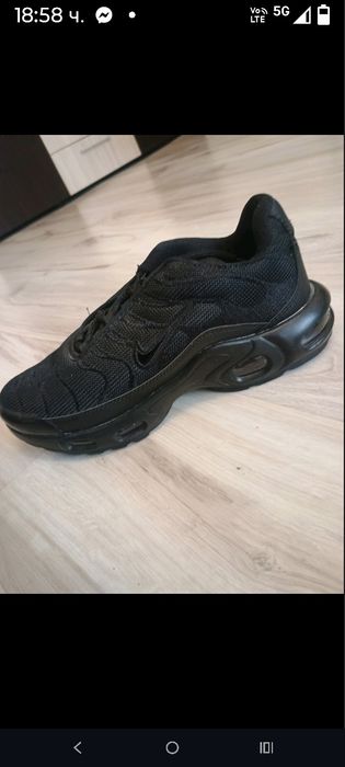 Нови обувки не са обувани