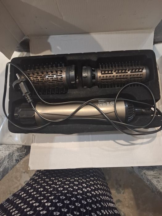 Продам фен-щетка для укладки  волос