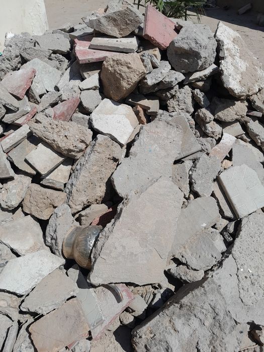 Fundament uchun katta toshlar