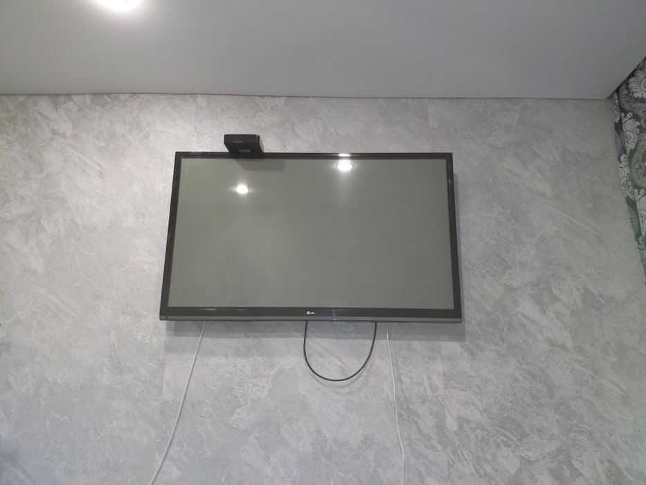 Продам срочно 135 диагональ