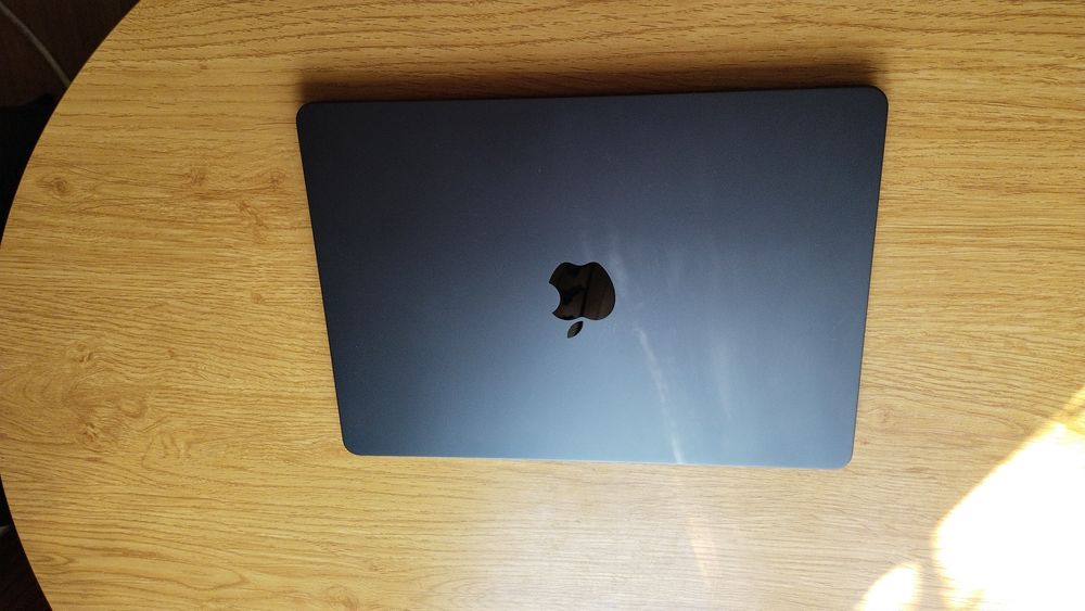 Macbook air 13 m4 16/512 midnight